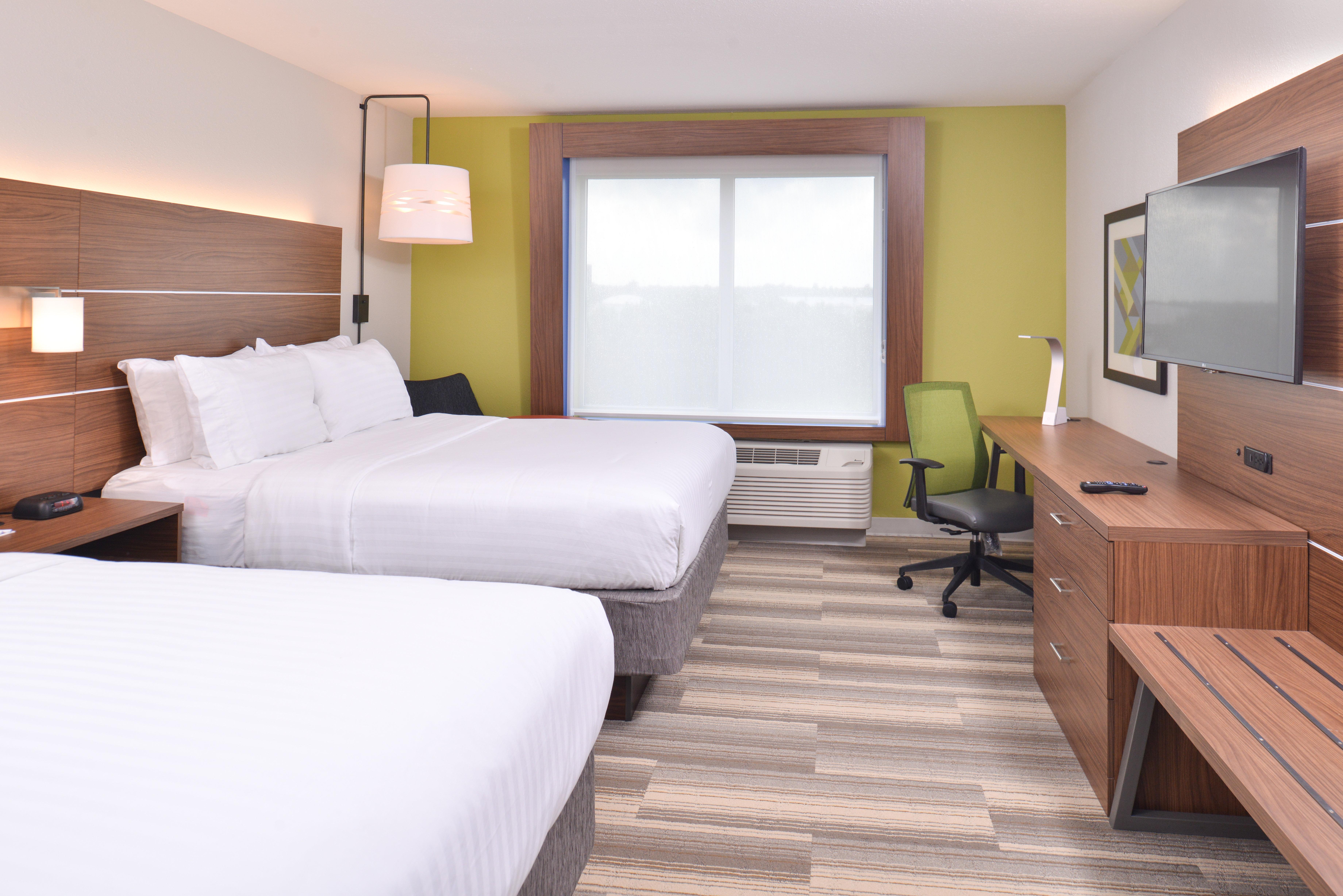 Holiday Inn Express & Suites Omaha Airport By Ihg Carter Lake Exterior photo